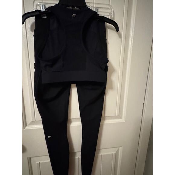 Fabletics Black Sports Bra and Leggings Set - Picture 7 of 10